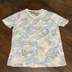 Men's Small Express Palm Leaf V-Neck T-Shirt